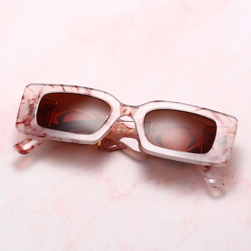 2026 Retro Metal Emblem Temple Sunglasses