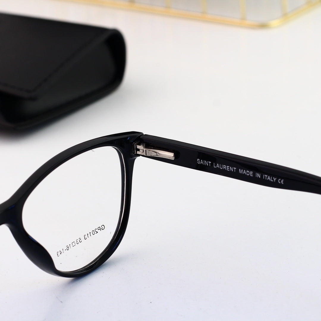 2026 Deluxe New Fashion Logo Glasses
