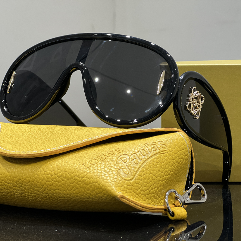 2024 Large Frame One Piece Printed Sunglasses