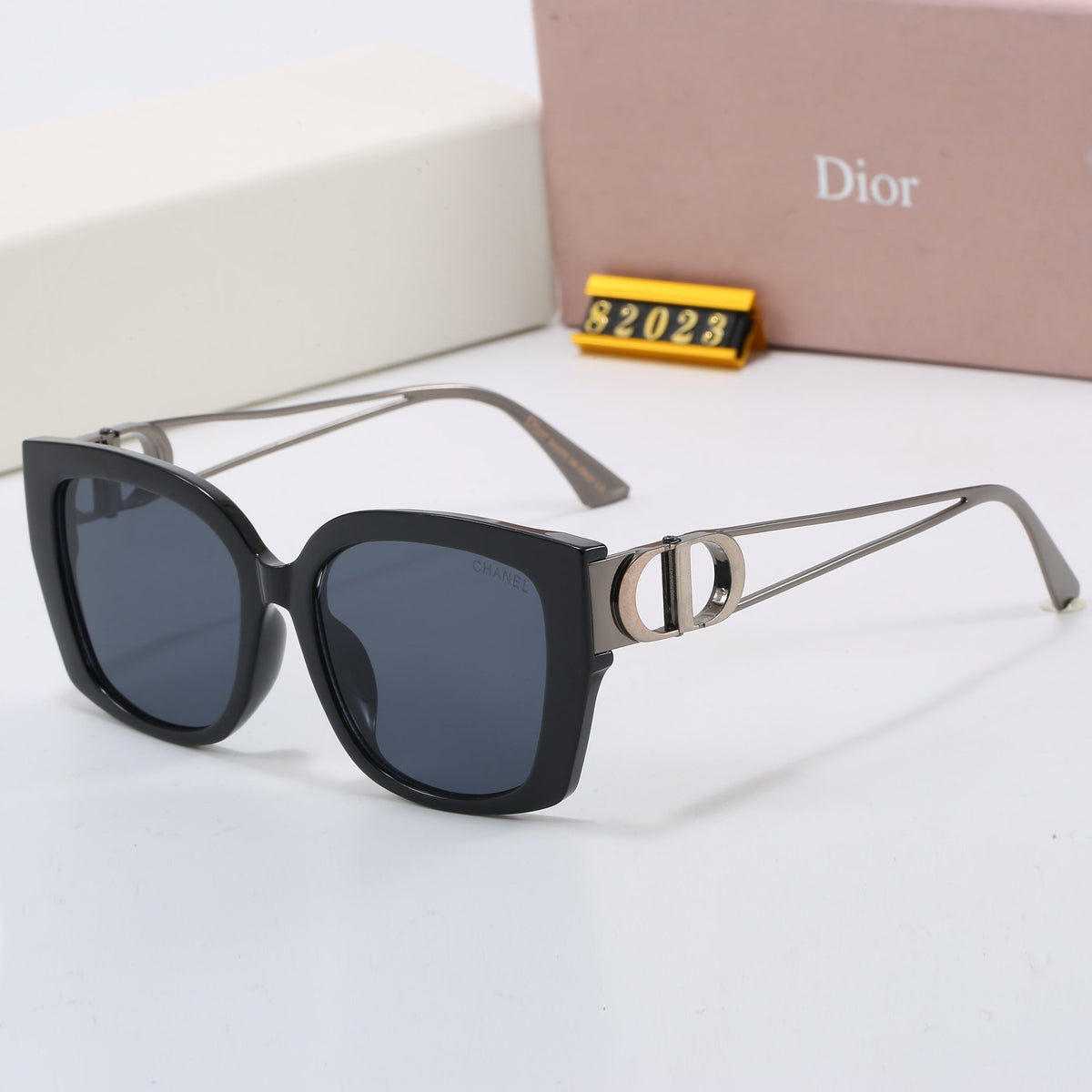 2026 6 colors new style metal temple hot sunglasses 82023