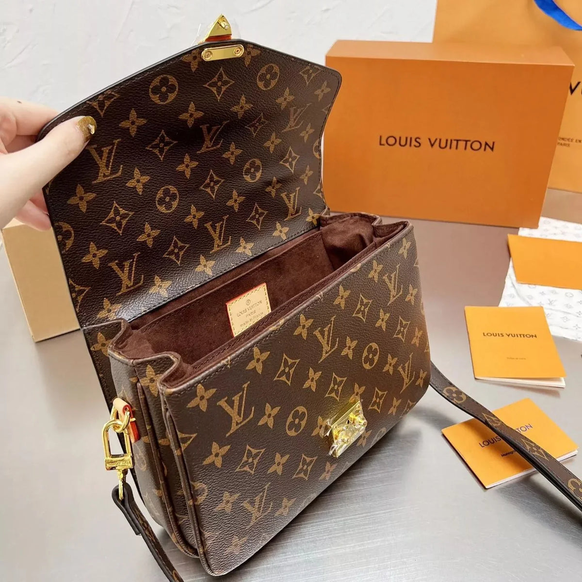2026 Exquisite+leather+bags-566