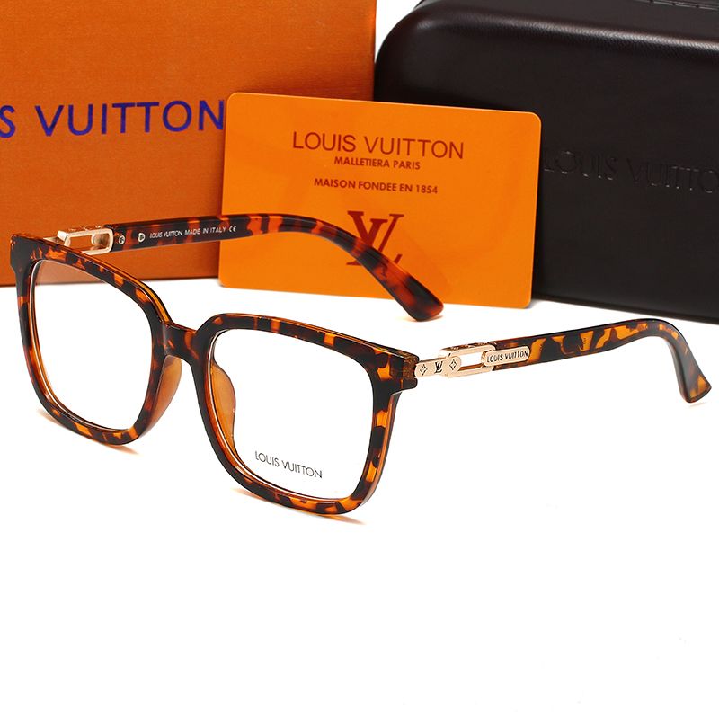 2026 Unisex Metal Hinged Square Sunglasses
