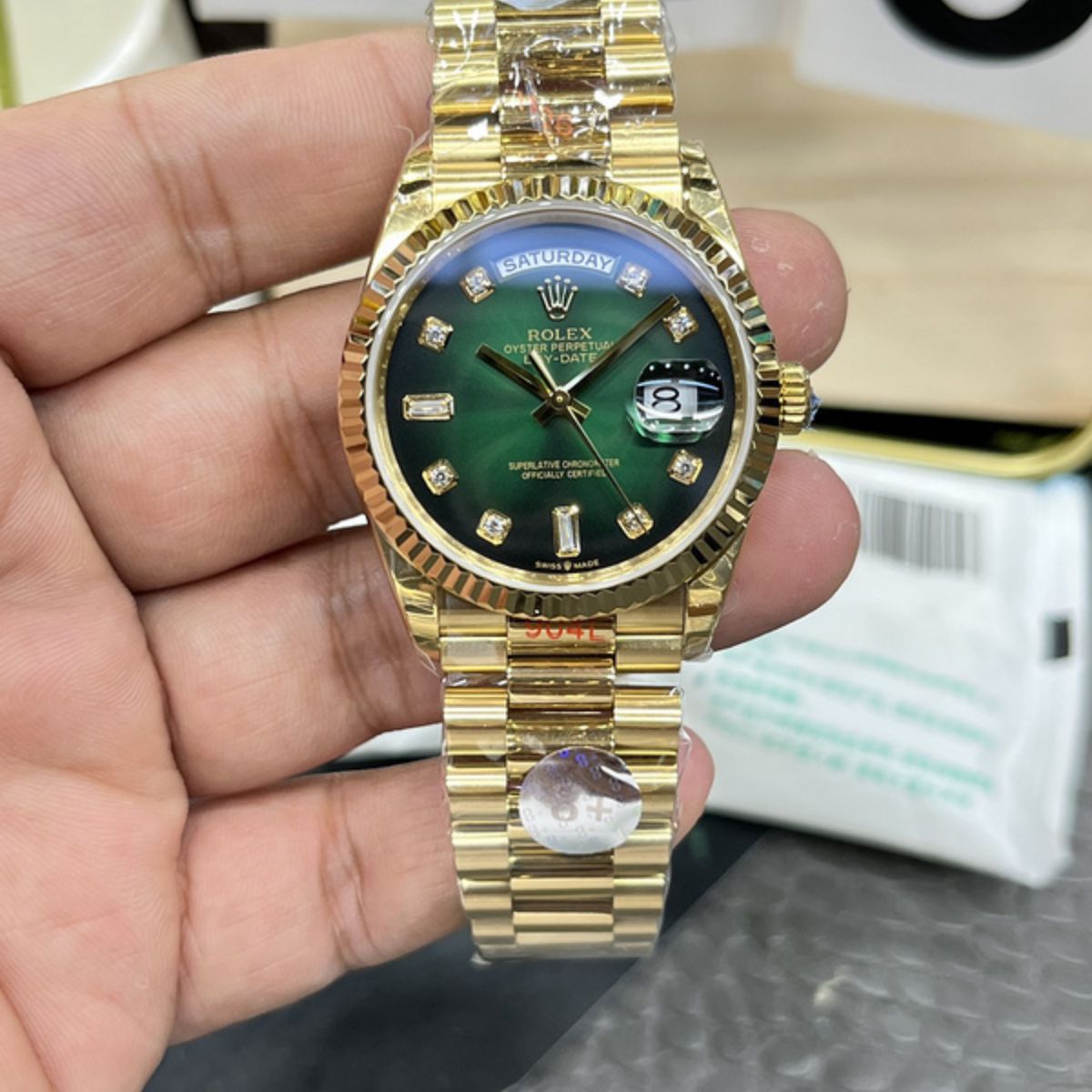 [Super Clone] Regency Weekday 36 mm Weekday Fluted Bezel Blue ombre set with diamonds Dial 128238 7736