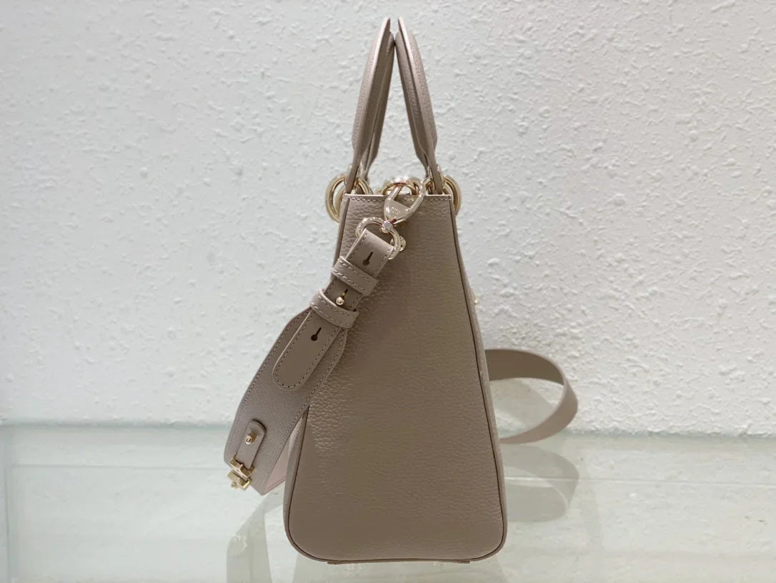2026 Exquisite+leather+bags-136