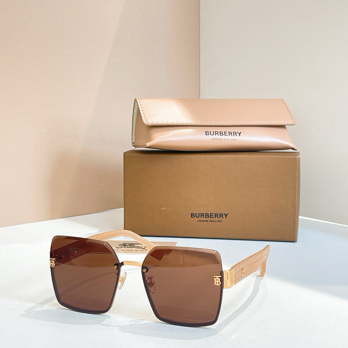 2024 New Fashion Large Frame Sunglasses in 5 Colors BE2491