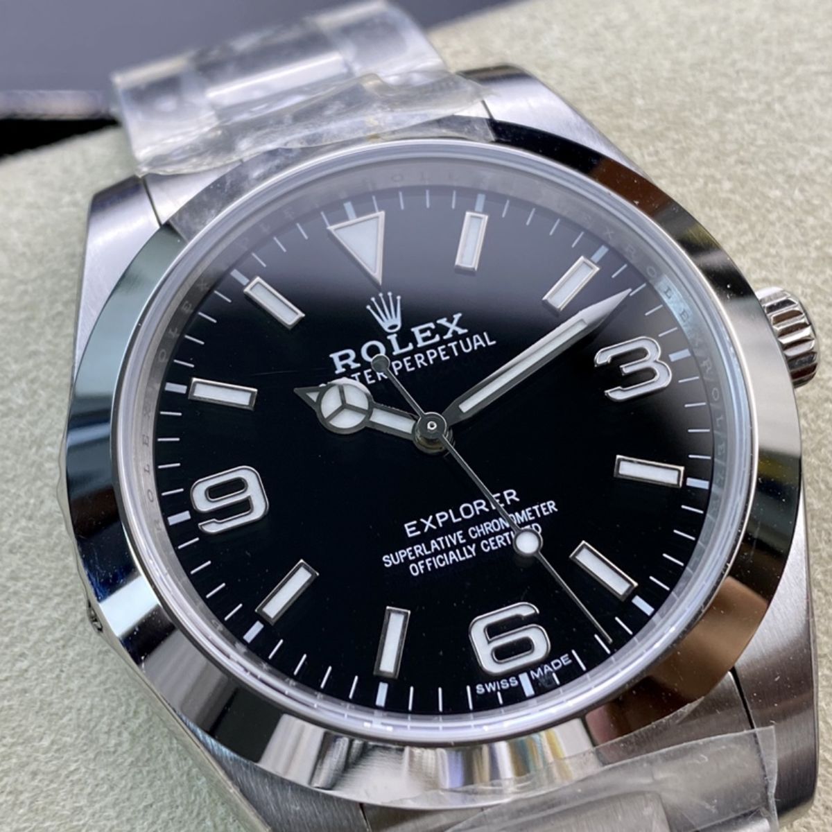 [Super Clone] Regency Adventurer 40 mm Timeless Smooth Bezel Black Dial 224270 6350