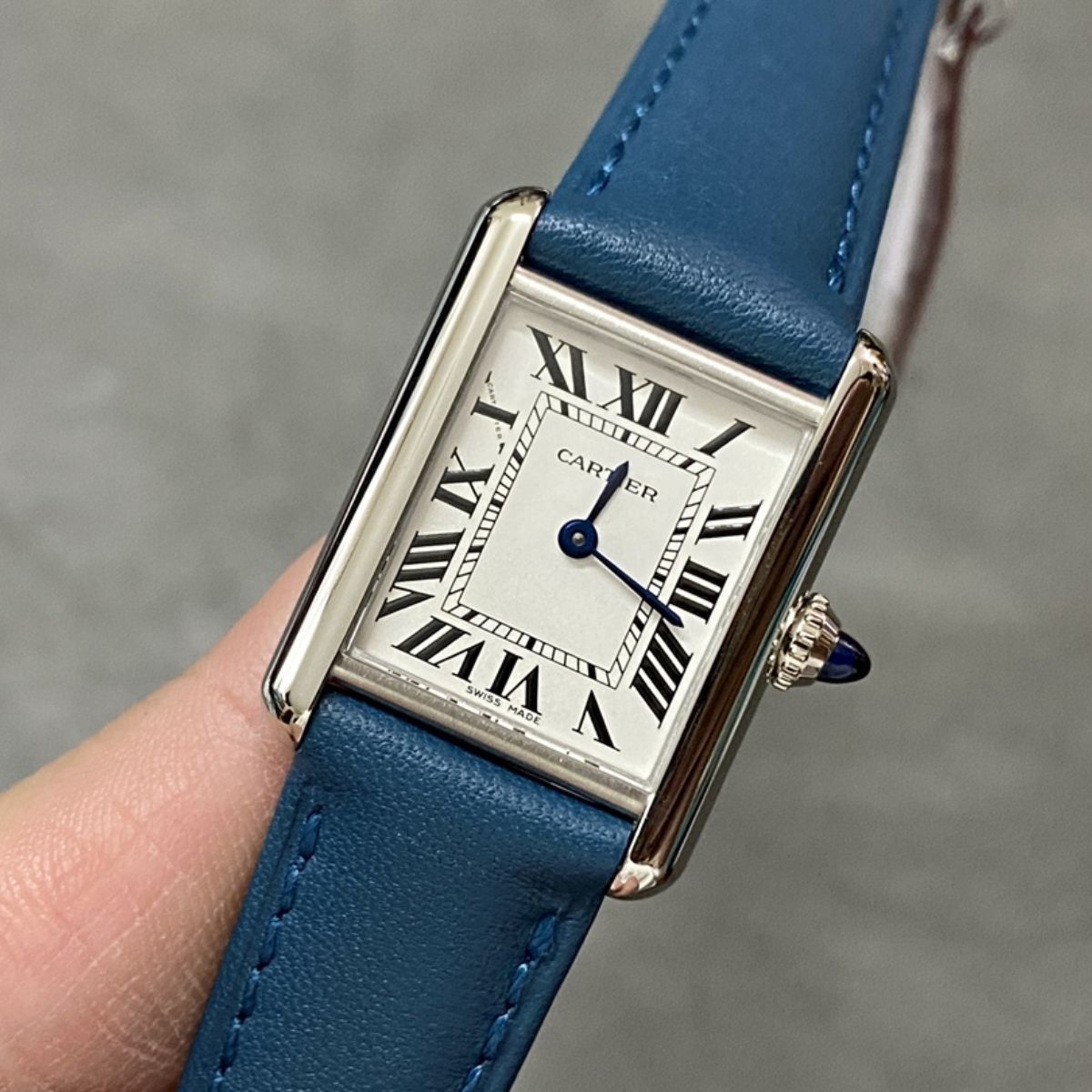 Parisian Rectangular Essential watch 29.5 x 22 mm 7878
