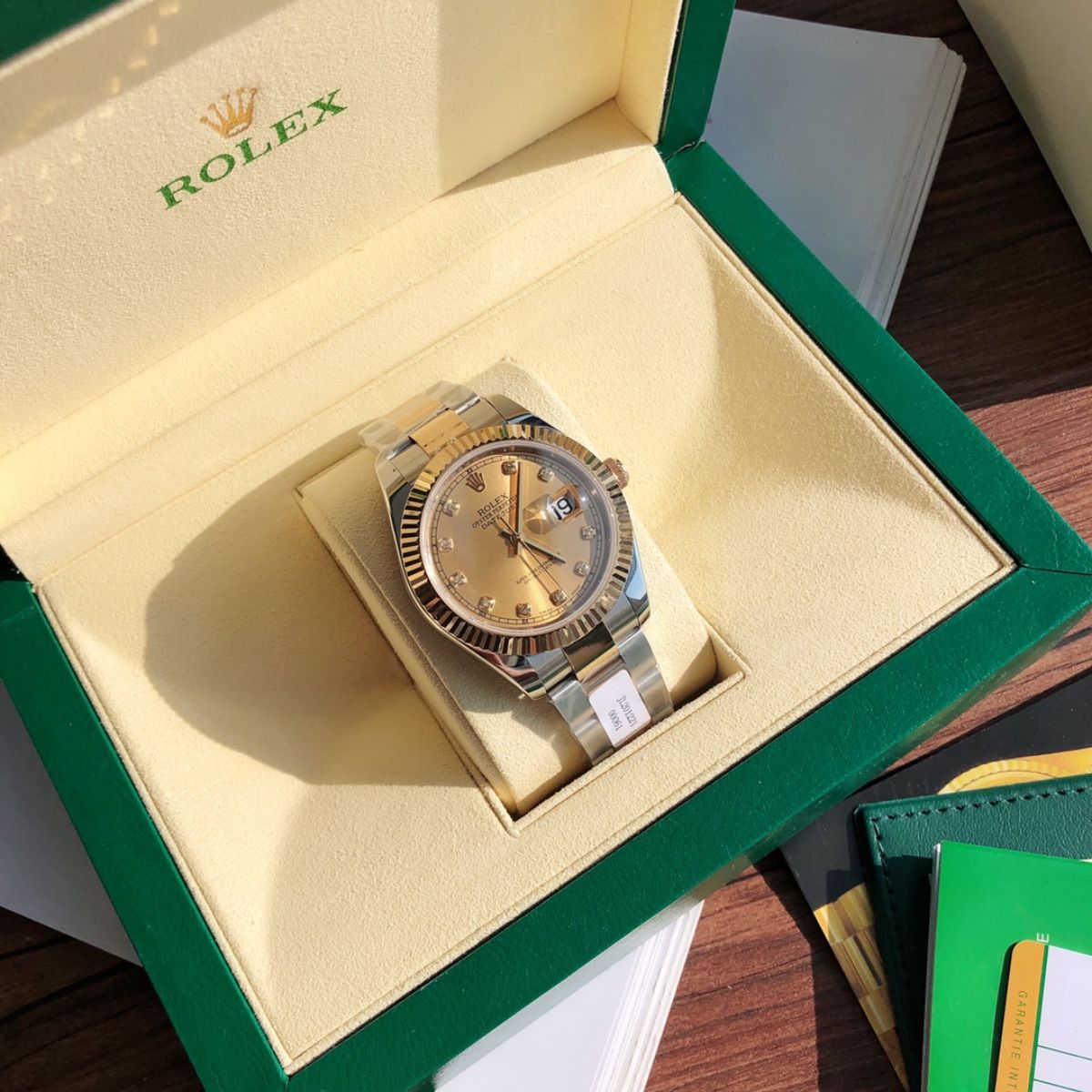 [Super Clone] Regency Classic Date 41 mm Timeless Fluted Bezel Champagne colour set with diamonds Dial 126333 9134