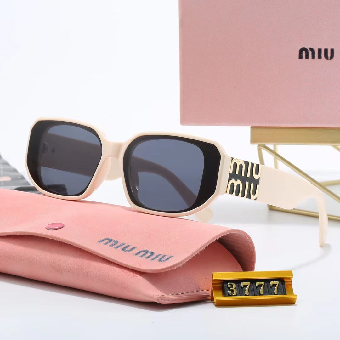 2025 New Square Frame Sunglasses