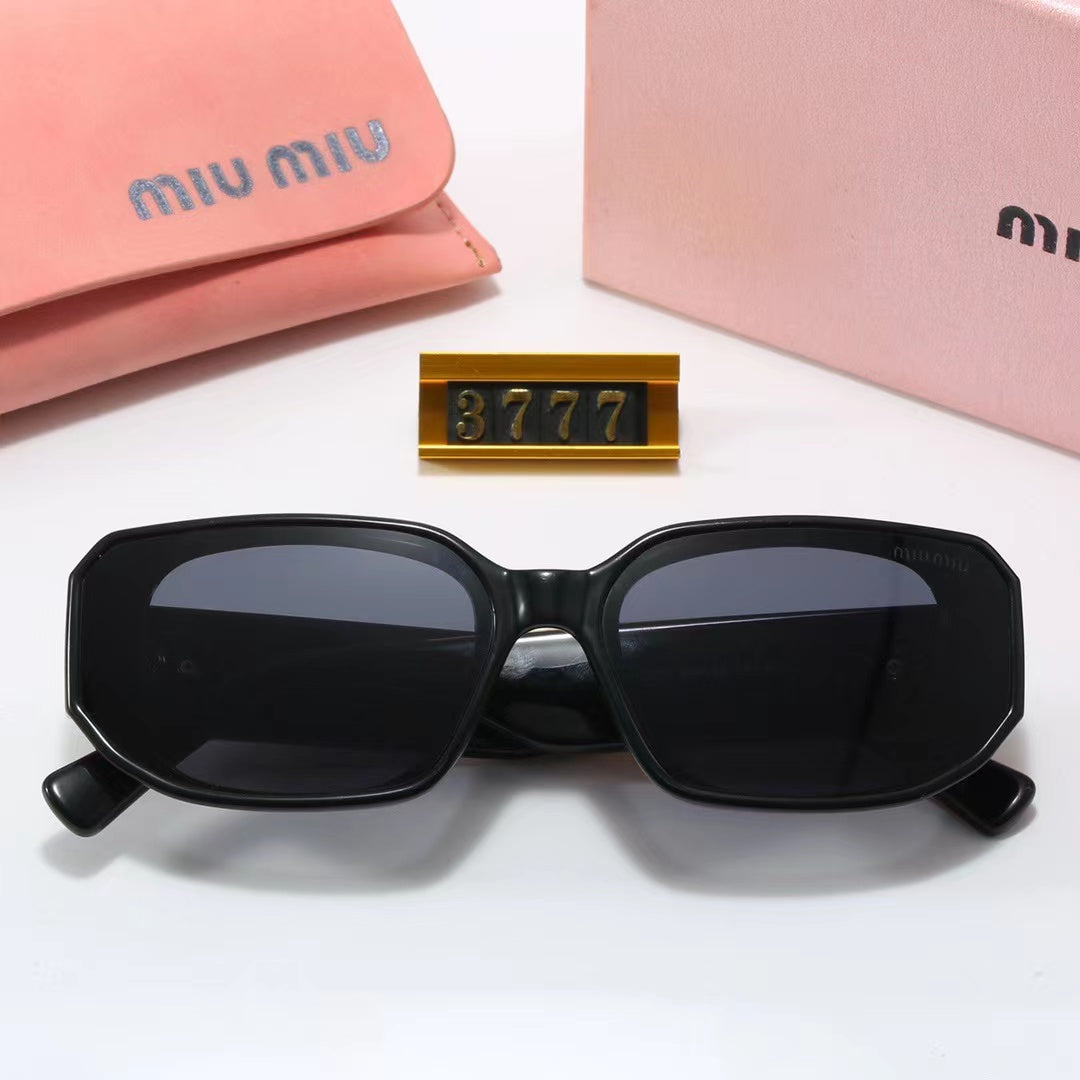 2025 New Square Frame Sunglasses