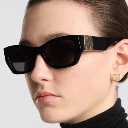 2026 Metal Signature Temples Rectangular Sunglasses