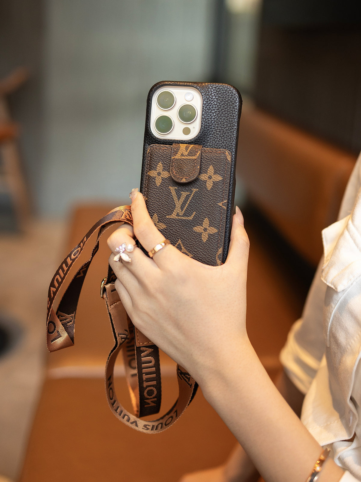 2026new arrivalAdvanced leather iPhone Case With Card Wallet And Strap