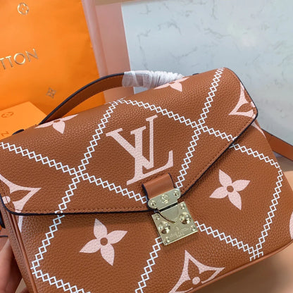 2026 Exquisite+leather+bags-497
