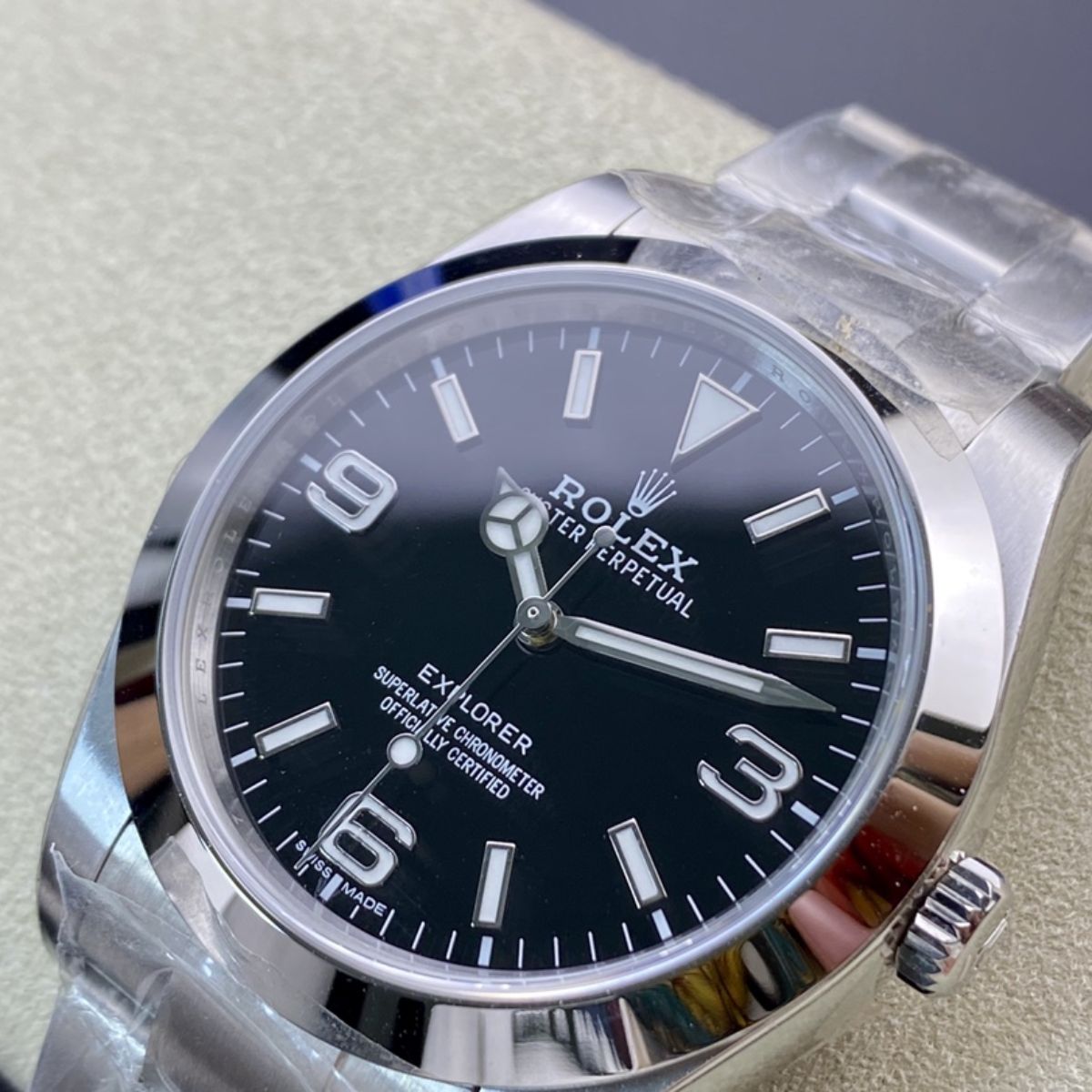[Super Clone] Regency Adventurer 40 mm Timeless Smooth Bezel Black Dial 224270 6350