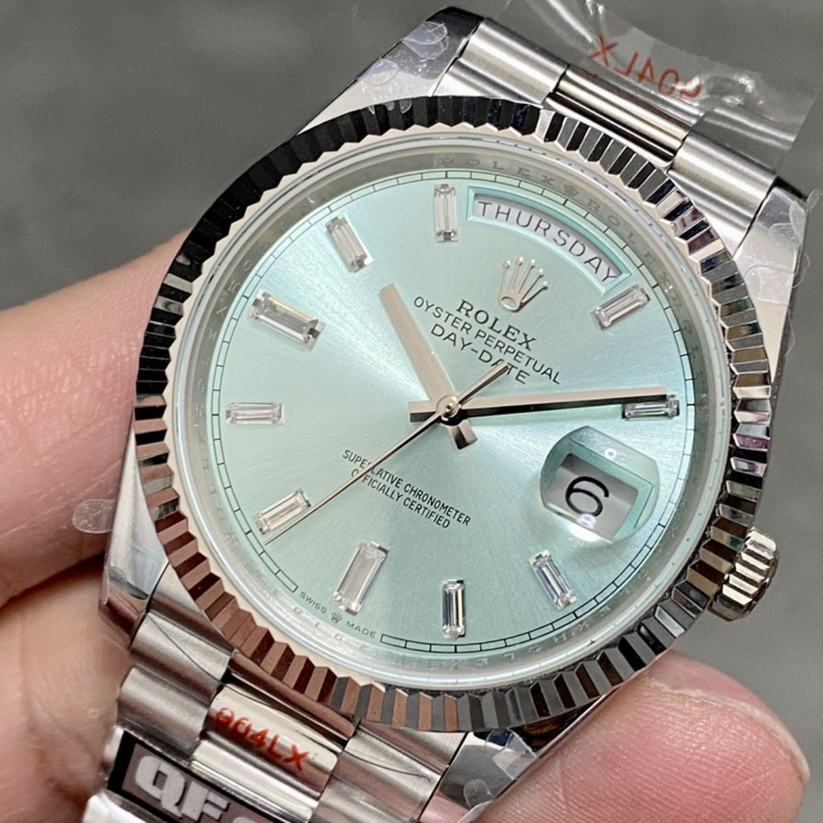 Regency Weekday 40 mm Weekday Fluted Bezel Ice blue Dial 228236 1650