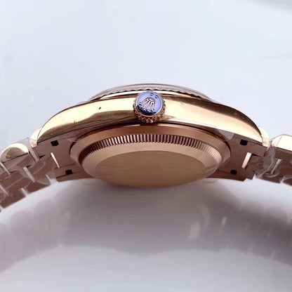 [Super Clone] Regency Weekday 36 mm Weekday Fluted Bezel Rose colour set with diamonds Dial 128235 3443