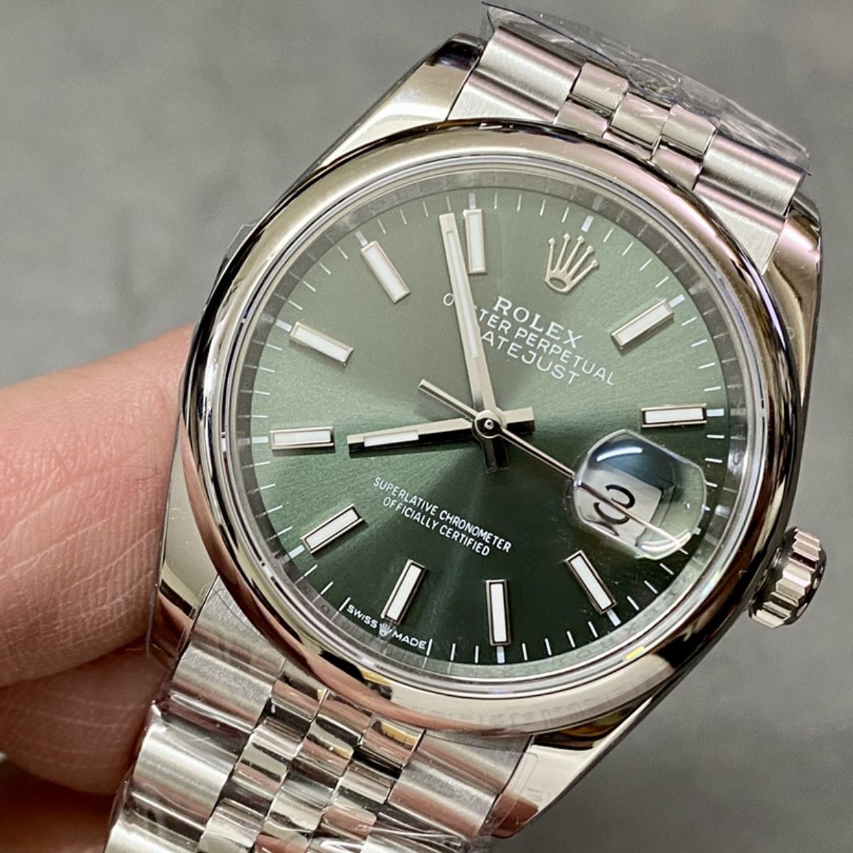 [Super Clone] Regency Classic Date 36 mm Five-Link Domed Bezel Mint green Dial 126200 5835