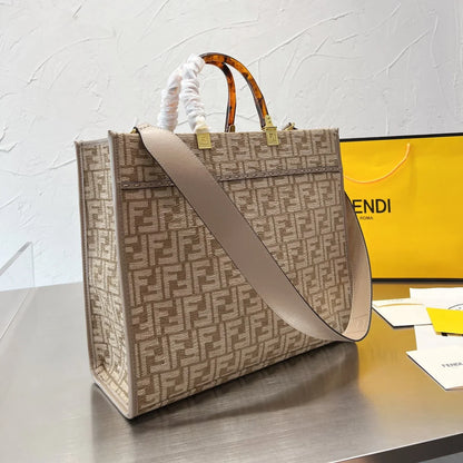 2026 Exquisite+leather+bags-541