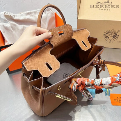 2026 Exquisite+leather+bags-648