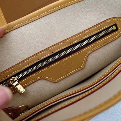2026 Exquisite+leather+bags-537