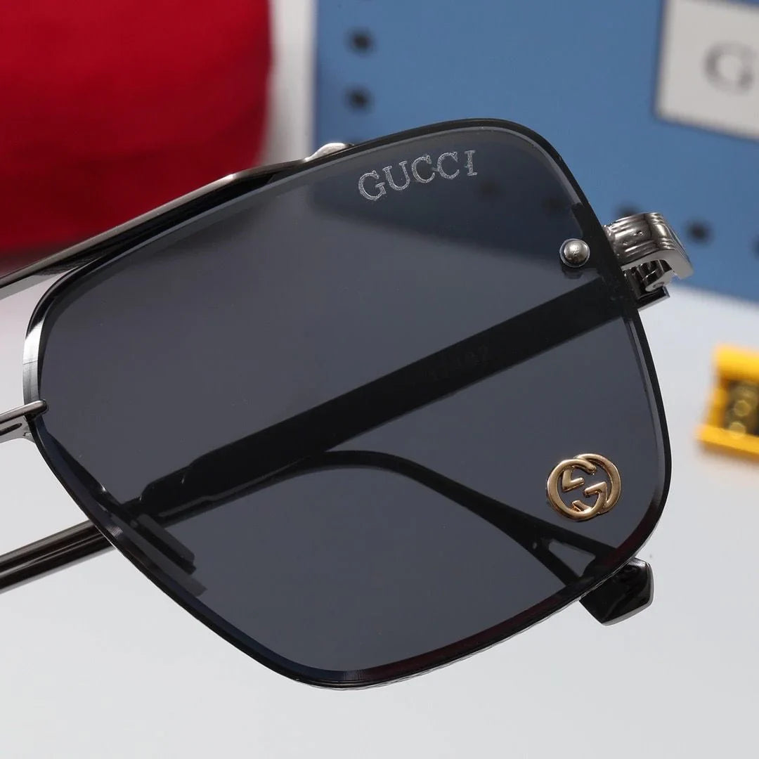2026 UV-protective travel glasses. trendy retro sunglasses