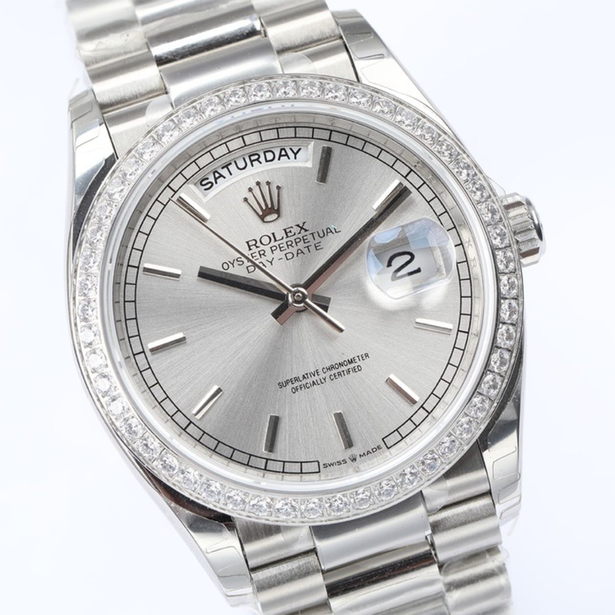 Regency Weekday 36 mm Weekday Brilliant diamond set Bezel Silver Dial 128349RBR 3372