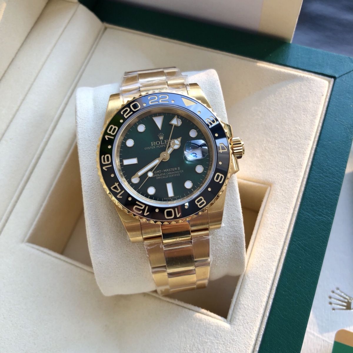 Regency Traveller Traveller 40 mm Timeless Black Bezel Green mint Dial 4831