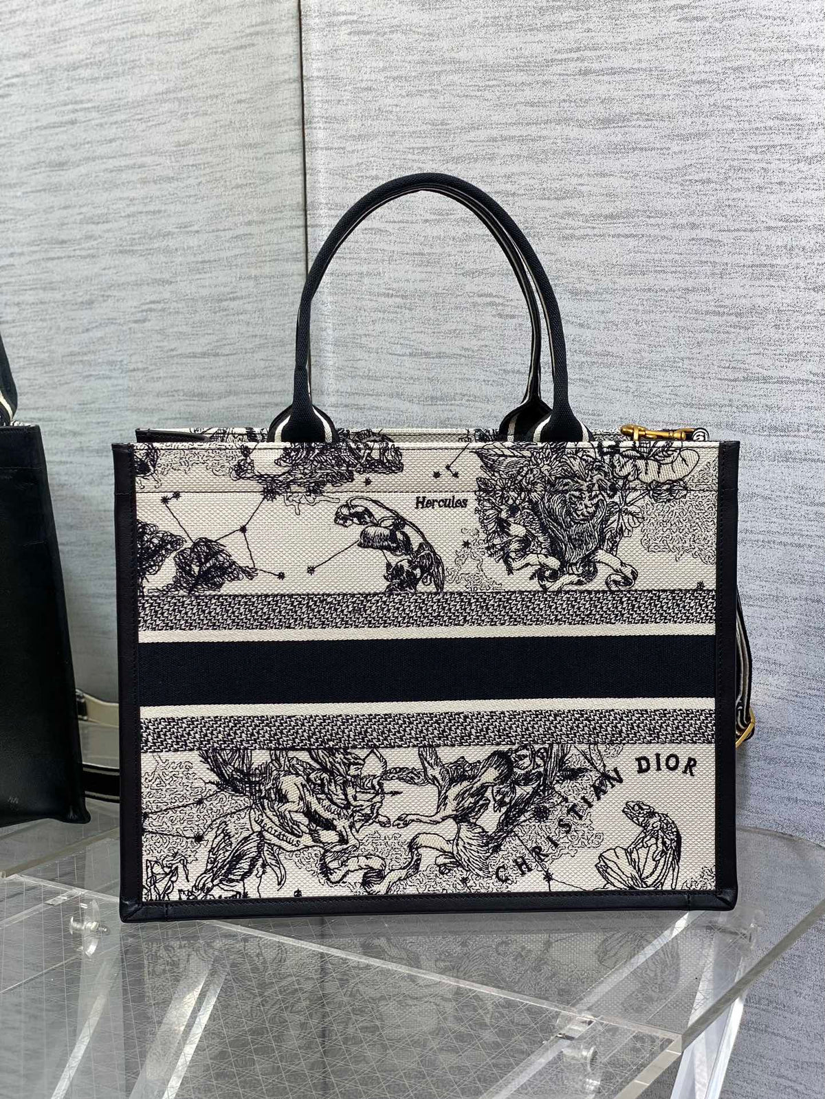 2026 Exquisite+leather+bags-399