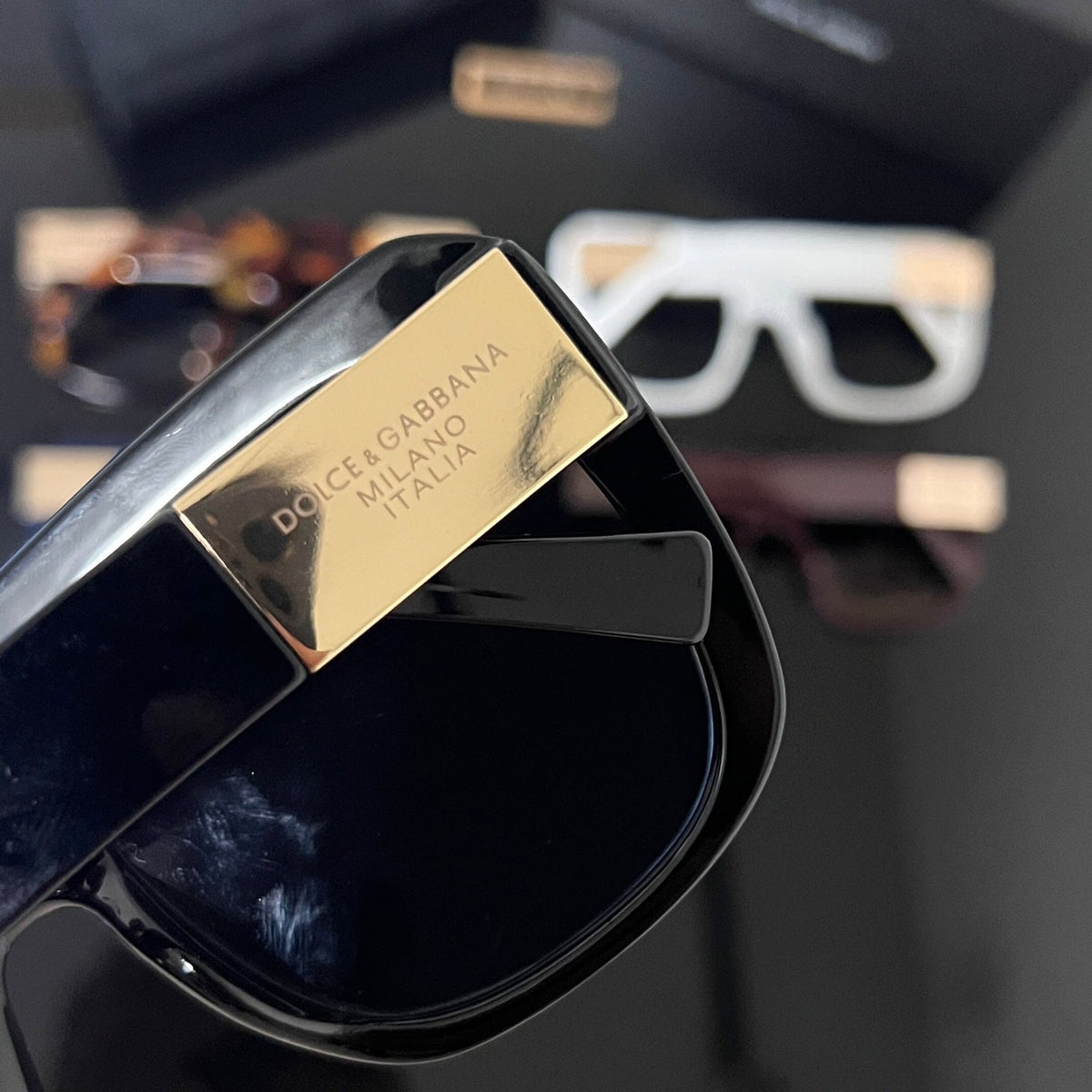 2026 Fashion Large Frame Square Sunglasses