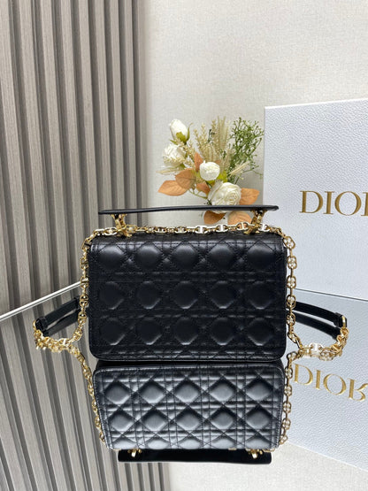 2026 Exquisite+leather+bags-362