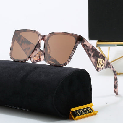 2026 6 colors of fashionable and popular triangle-leg sunglasses  4258