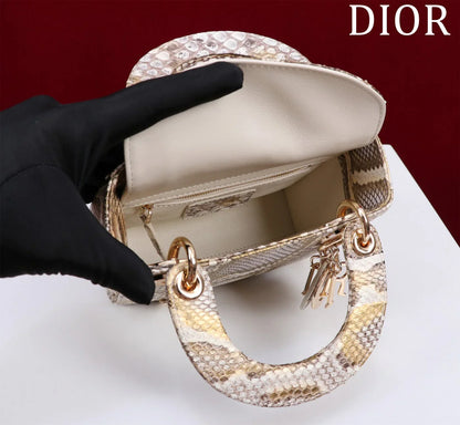 2026 Exquisite+leather+bags-110