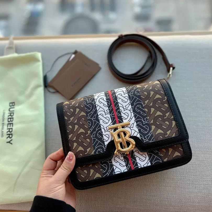 2026 Exquisite+leather+bags-575