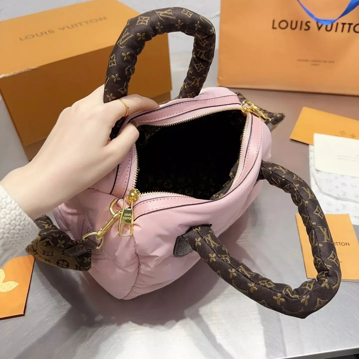 2026 Exquisite+leather+bags-581