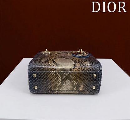 2026 Exquisite+leather+bags-109