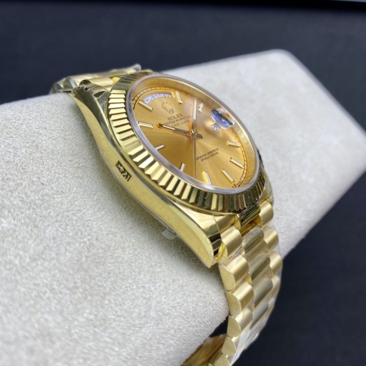 [Super Clone] Regency Weekday 40 mm Weekday Fluted Bezel Champagne colour Dial 228238 8236