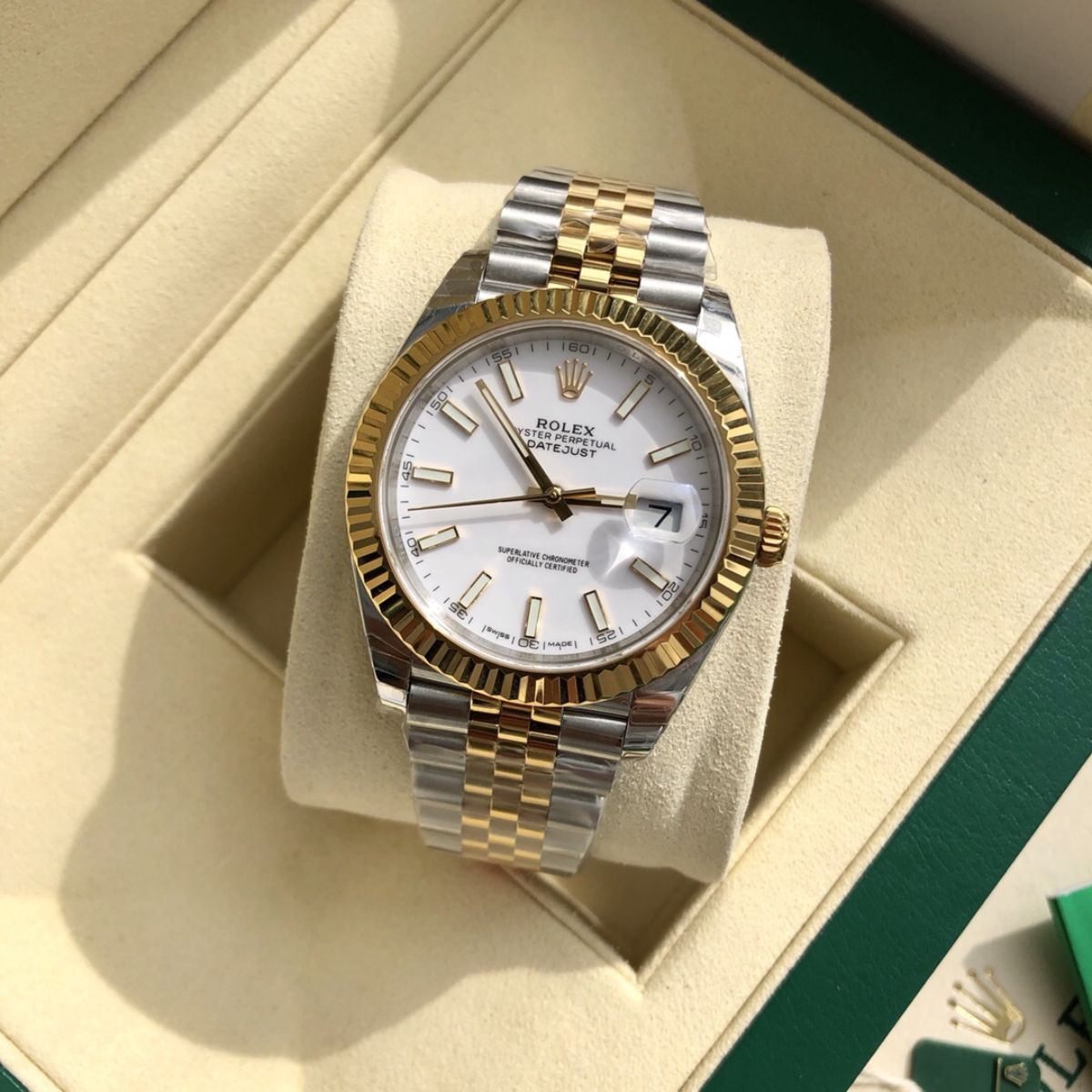 [Super Clone] Regency Classic Date 41 mm Five-Link Fluted Bezel White Dial 126333 2773