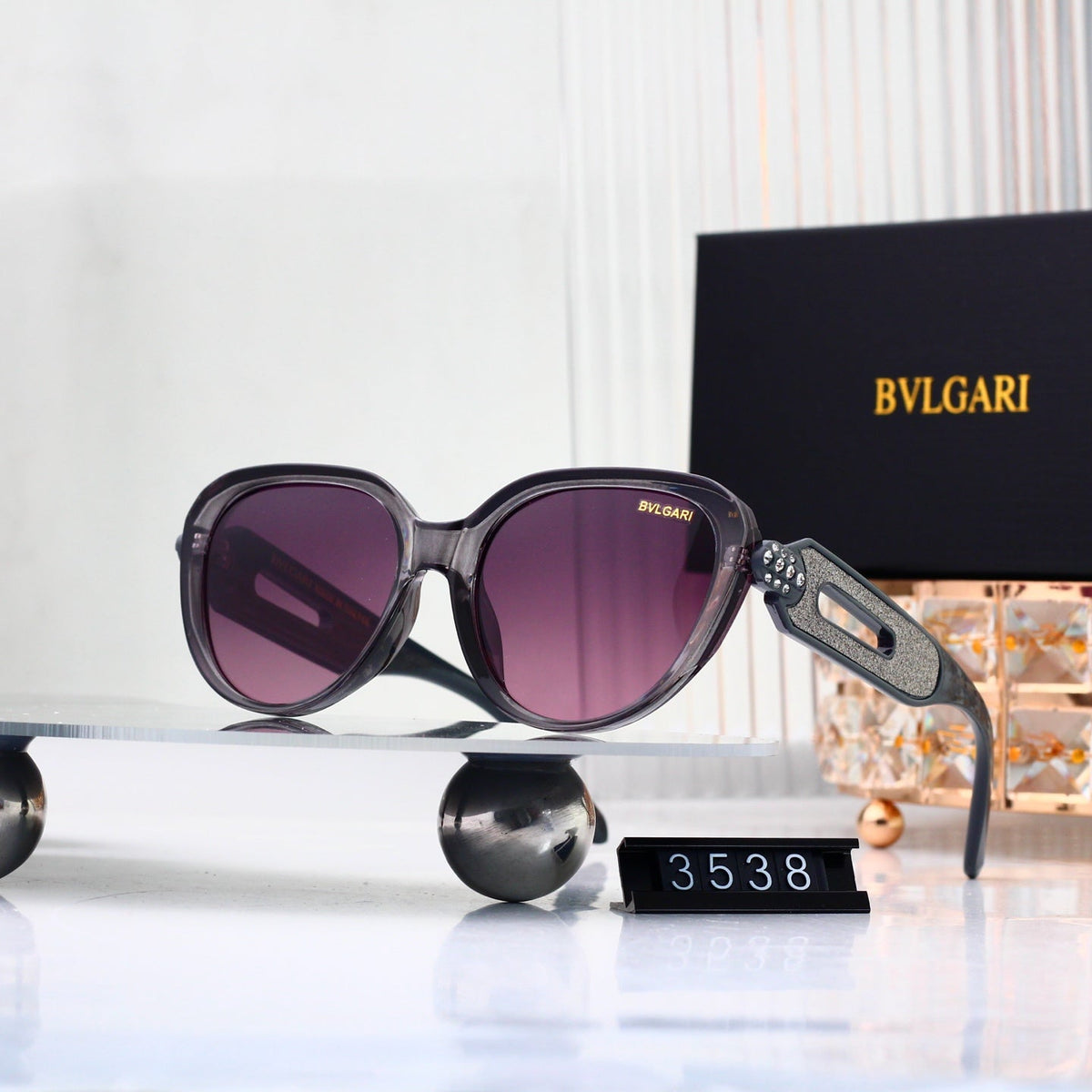 2026 Full Frame Square Gradient Sunglasses