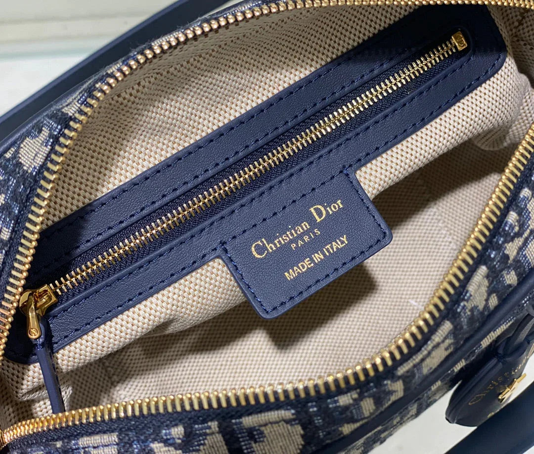 2026 Exquisite+leather+bags-135
