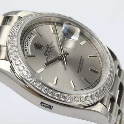Regency Weekday 36 mm Weekday Brilliant diamond set Bezel Silver Dial 128349RBR 3372