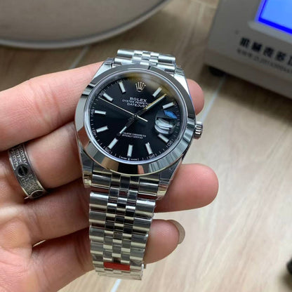 Regency Classic Date 41 mm Five-Link Smooth Bezel Bright black Dial 126300 7586