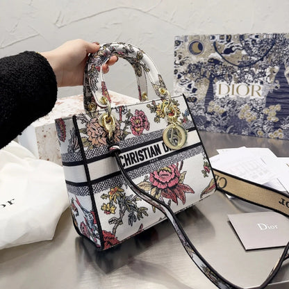 2026 Exquisite+leather+bags-615