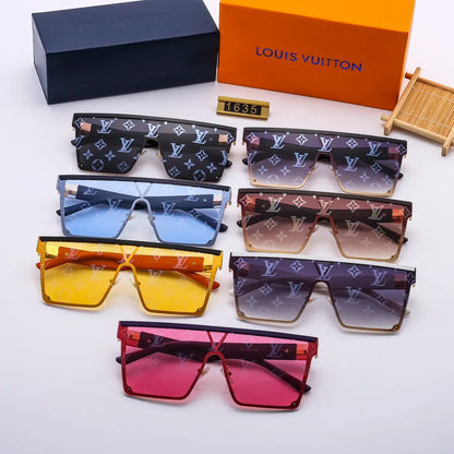2026 New Fashion One Piece Watermark Square Sunglasses