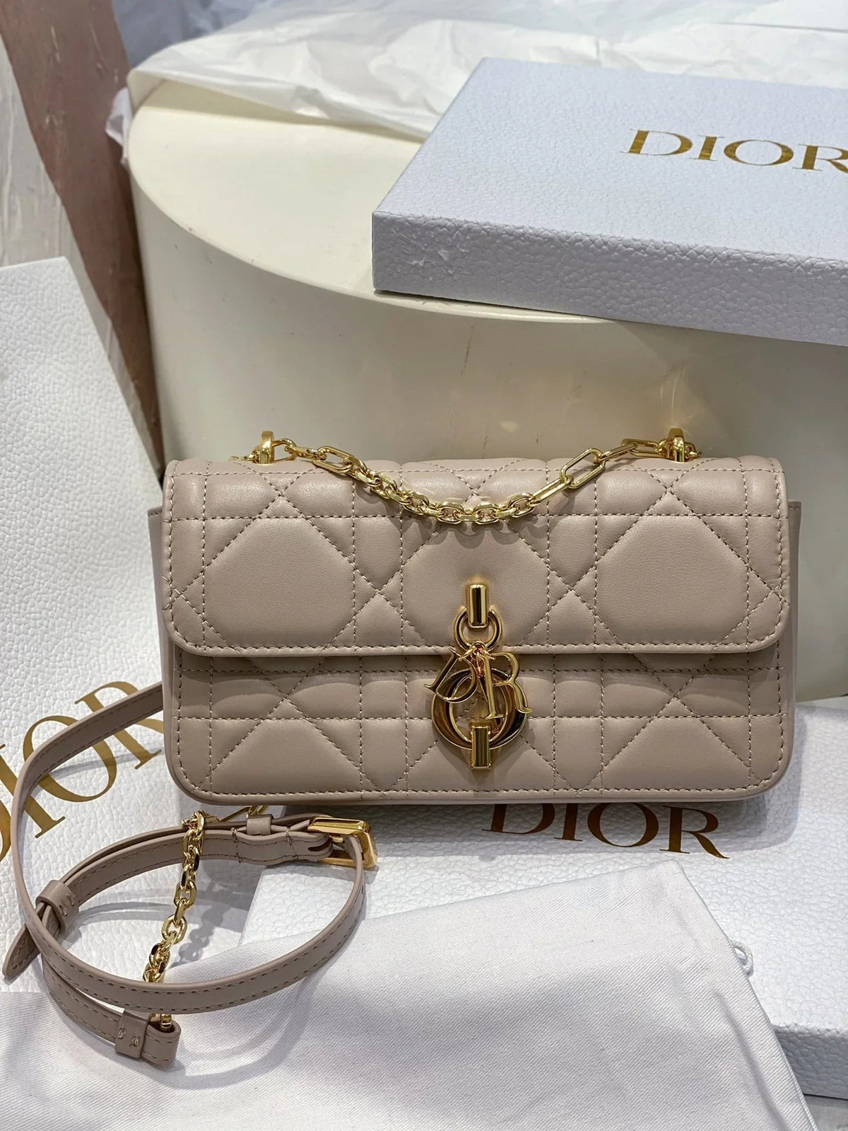 2026 Exquisite+leather+bags-130