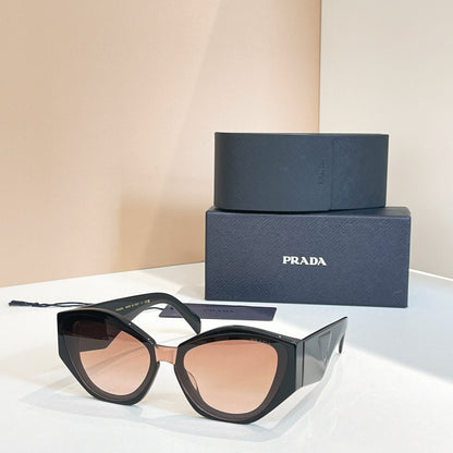 2026 New style two-tone cat-shaped sunglasses