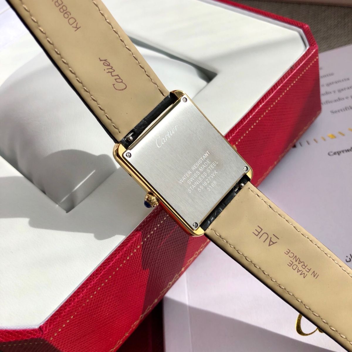 Parisian Rectangular Essential watch 31 x 24 mm 3012