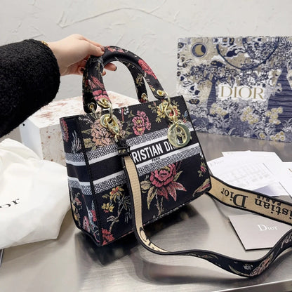 2026 Exquisite+leather+bags-615