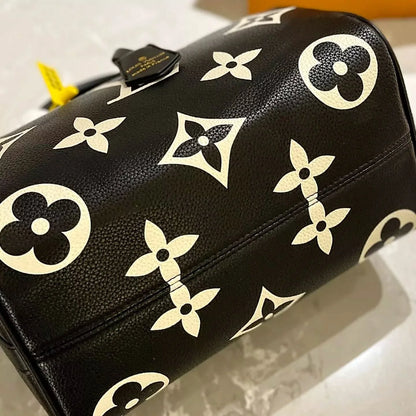 2026 Exquisite+leather+bags-589