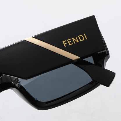 2026 7 colors Very beautiful new sunglasses  69104