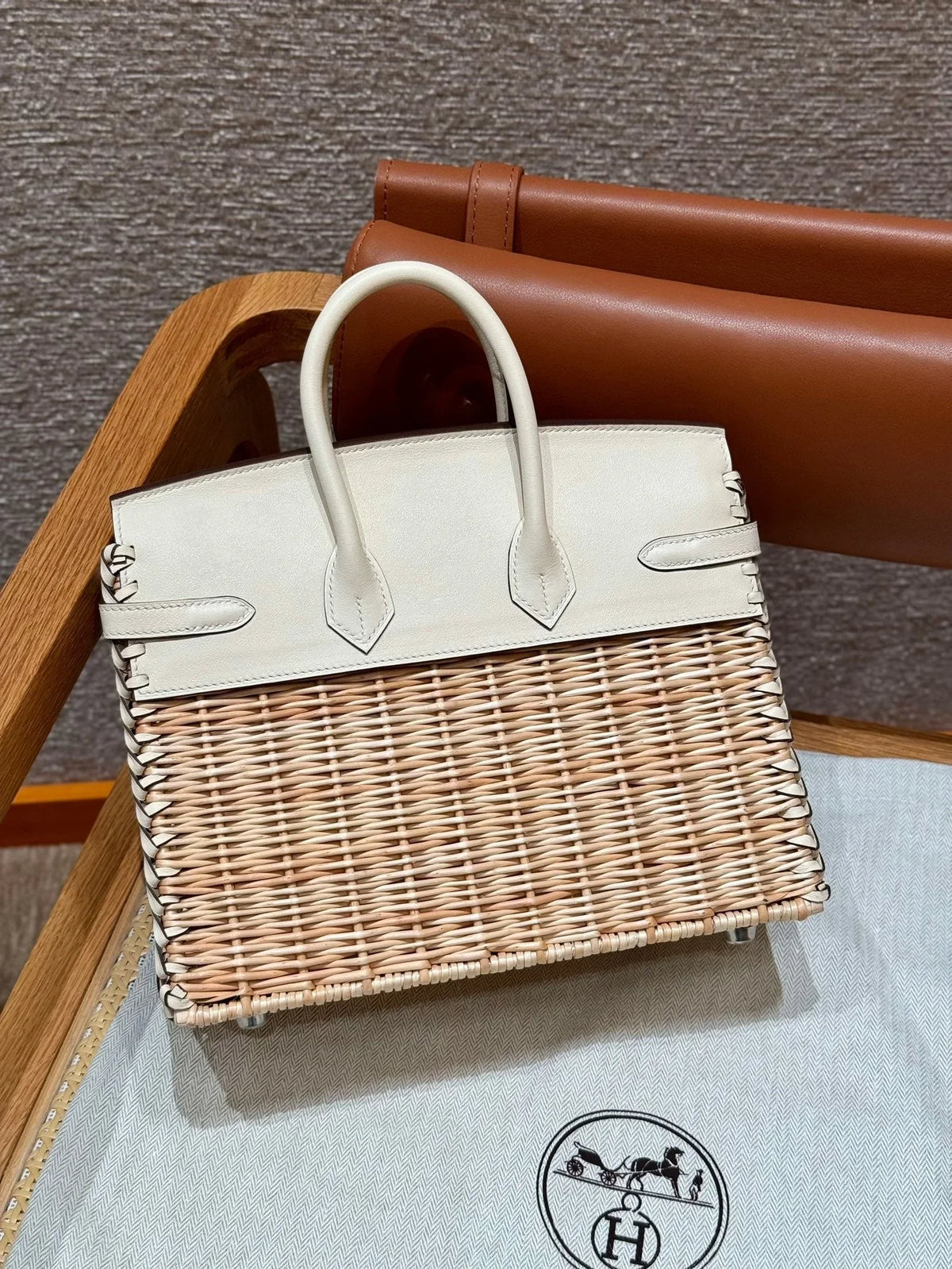 2026 Exquisite+leather+bags-47